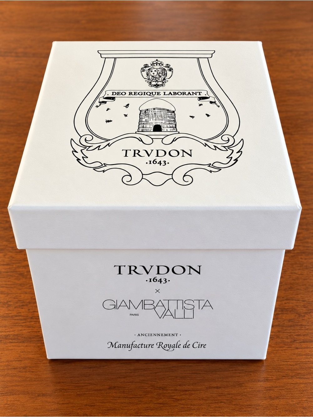 New Trudon x Giambattista Valli Positano Candle